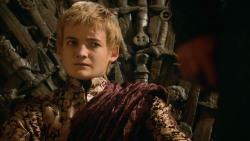 extant_GameOfThrones_3x07-TheBearAndTheMaidenFair_1867