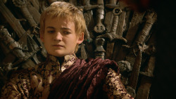 extant_GameOfThrones_3x07-TheBearAndTheMaidenFair_1868