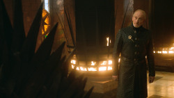 extant_GameOfThrones_3x07-TheBearAndTheMaidenFair_1876