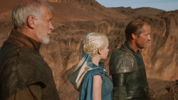 extant_GameOfThrones_3x07-TheBearAndTheMaidenFair_1937