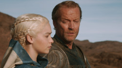 extant_GameOfThrones_3x07-TheBearAndTheMaidenFair_1959