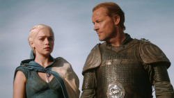 extant_GameOfThrones_3x07-TheBearAndTheMaidenFair_1976