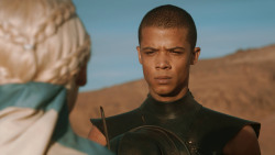 extant_GameOfThrones_3x07-TheBearAndTheMaidenFair_2012