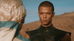extant_GameOfThrones_3x07-TheBearAndTheMaidenFair_2015