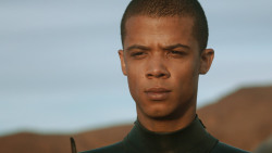 extant_GameOfThrones_3x07-TheBearAndTheMaidenFair_2025