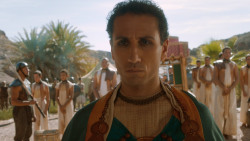 extant_GameOfThrones_3x07-TheBearAndTheMaidenFair_2197
