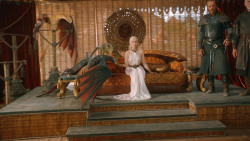 extant_GameOfThrones_3x07-TheBearAndTheMaidenFair_2198