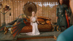 extant_GameOfThrones_3x07-TheBearAndTheMaidenFair_2200