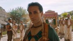 extant_GameOfThrones_3x07-TheBearAndTheMaidenFair_2207