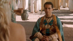extant_GameOfThrones_3x07-TheBearAndTheMaidenFair_2255