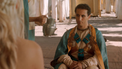 extant_GameOfThrones_3x07-TheBearAndTheMaidenFair_2257