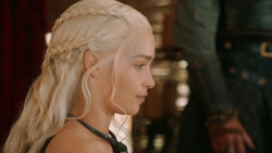 extant_GameOfThrones_3x07-TheBearAndTheMaidenFair_2263