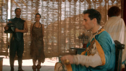 extant_GameOfThrones_3x07-TheBearAndTheMaidenFair_2271