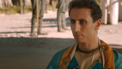 extant_GameOfThrones_3x07-TheBearAndTheMaidenFair_2277