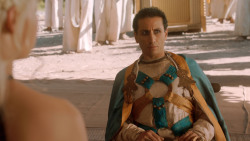 extant_GameOfThrones_3x07-TheBearAndTheMaidenFair_2314