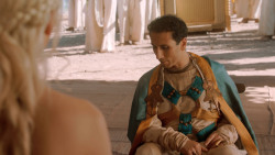 extant_GameOfThrones_3x07-TheBearAndTheMaidenFair_2331