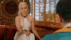 extant_GameOfThrones_3x07-TheBearAndTheMaidenFair_2336