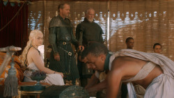 extant_GameOfThrones_3x07-TheBearAndTheMaidenFair_2363