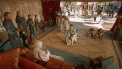 extant_GameOfThrones_3x07-TheBearAndTheMaidenFair_2378
