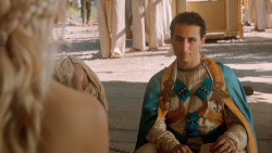 extant_GameOfThrones_3x07-TheBearAndTheMaidenFair_2401