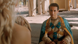 extant_GameOfThrones_3x07-TheBearAndTheMaidenFair_2402