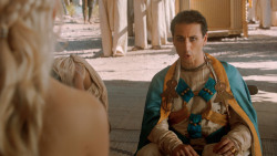extant_GameOfThrones_3x07-TheBearAndTheMaidenFair_2410
