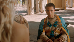 extant_GameOfThrones_3x07-TheBearAndTheMaidenFair_2411