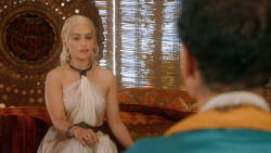 extant_GameOfThrones_3x07-TheBearAndTheMaidenFair_2429