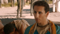 extant_GameOfThrones_3x07-TheBearAndTheMaidenFair_2448