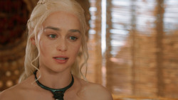 extant_GameOfThrones_3x07-TheBearAndTheMaidenFair_2469