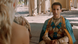 extant_GameOfThrones_3x07-TheBearAndTheMaidenFair_2472
