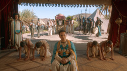 extant_GameOfThrones_3x07-TheBearAndTheMaidenFair_2495
