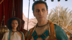 extant_GameOfThrones_3x07-TheBearAndTheMaidenFair_2505