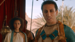 extant_GameOfThrones_3x07-TheBearAndTheMaidenFair_2507