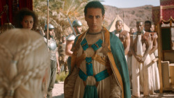 extant_GameOfThrones_3x07-TheBearAndTheMaidenFair_2520