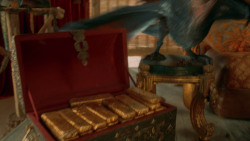 extant_GameOfThrones_3x07-TheBearAndTheMaidenFair_2534