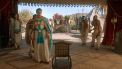 extant_GameOfThrones_3x07-TheBearAndTheMaidenFair_2542