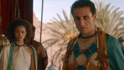extant_GameOfThrones_3x07-TheBearAndTheMaidenFair_2560