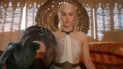 extant_GameOfThrones_3x07-TheBearAndTheMaidenFair_2613