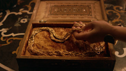 extant_GameOfThrones_3x07-TheBearAndTheMaidenFair_2622