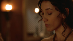 extant_GameOfThrones_3x07-TheBearAndTheMaidenFair_2631