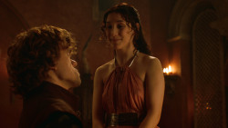 extant_GameOfThrones_3x07-TheBearAndTheMaidenFair_2666