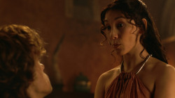 extant_GameOfThrones_3x07-TheBearAndTheMaidenFair_2694