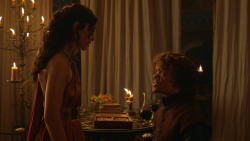 extant_GameOfThrones_3x07-TheBearAndTheMaidenFair_2755