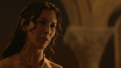 extant_GameOfThrones_3x07-TheBearAndTheMaidenFair_2807