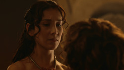 extant_GameOfThrones_3x07-TheBearAndTheMaidenFair_2832
