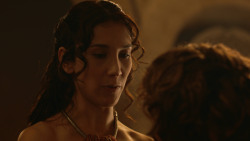 extant_GameOfThrones_3x07-TheBearAndTheMaidenFair_2843