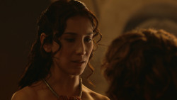 extant_GameOfThrones_3x07-TheBearAndTheMaidenFair_2846