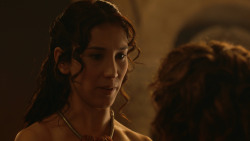 extant_GameOfThrones_3x07-TheBearAndTheMaidenFair_2848