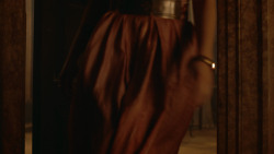 extant_GameOfThrones_3x07-TheBearAndTheMaidenFair_2864